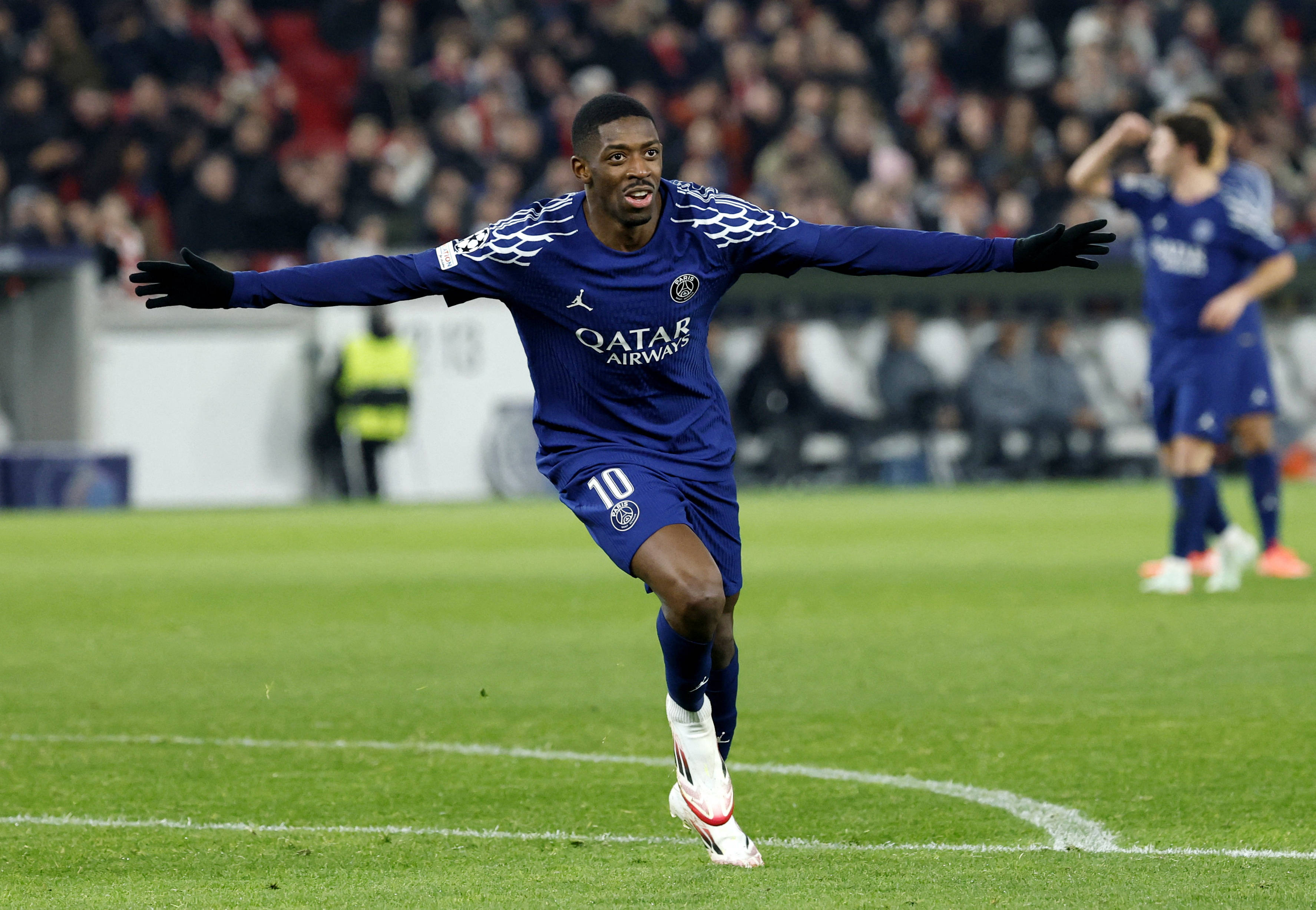 爱游戏体育-关于姆巴佩连续二十场比赛得分超过夺冠，G2不断突破！热度持续攀升的信息